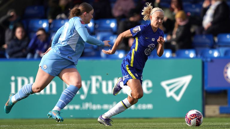 skysports-pernille-harder-ruby-mace_5695328